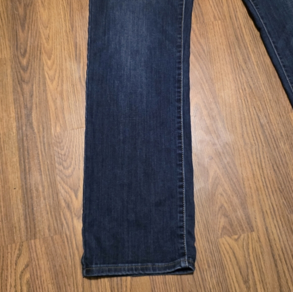 Levi’s 314 Shaping Straight Women’s 32x32 Mid Rise Slim Straight Dark Wash E45 - Picture 3 of 12